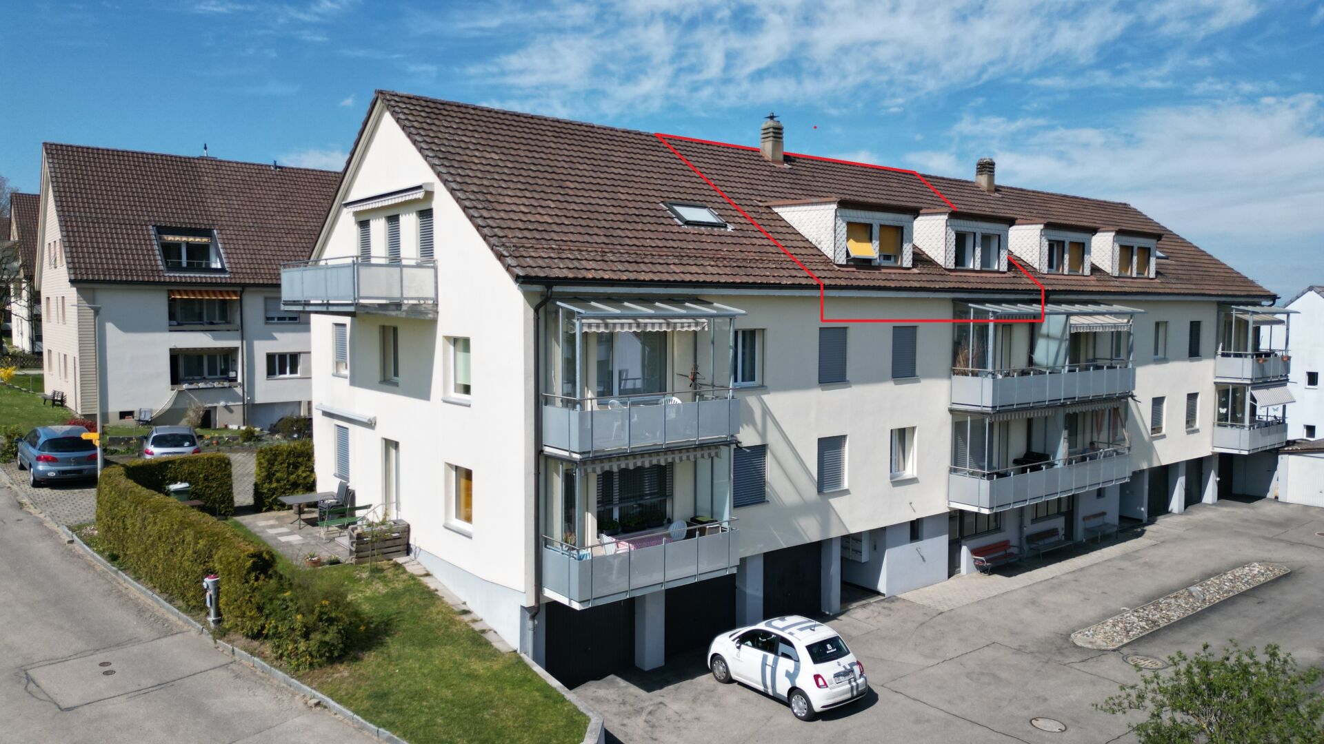3.5-Zimmer-Dachbijoux mit Loggia